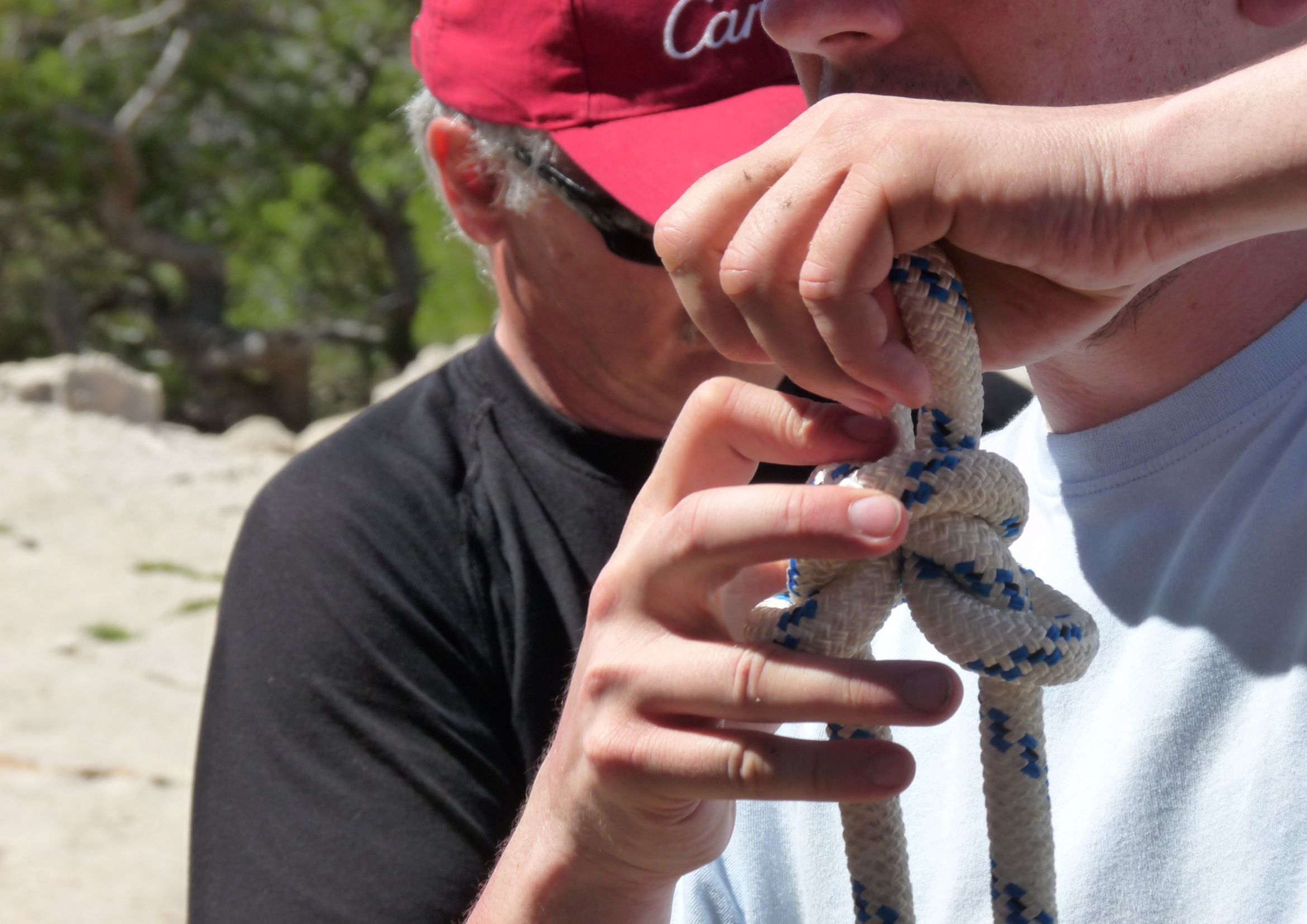grimpe et randonnée dans les calanques atelier reproduction de noeuds