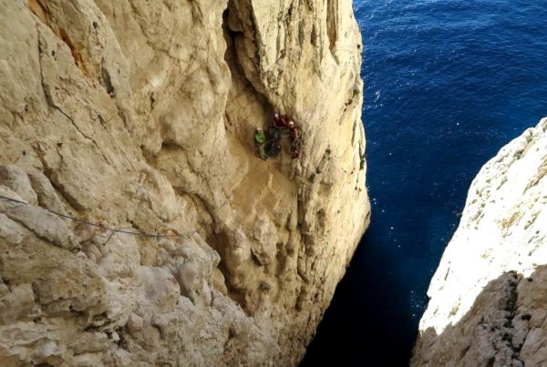 escalade terrain d'aventurecalanques marseille cassis